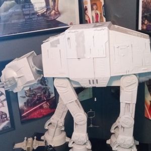 BIG STAR WARS LEGACY EDITION AT-AT WALKER.